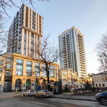 Petrovdom 12-131B Apartments In Rc "Yaroslaviv Grad"Bulvarno Kudriavska 17B Kiev Bagian luar foto