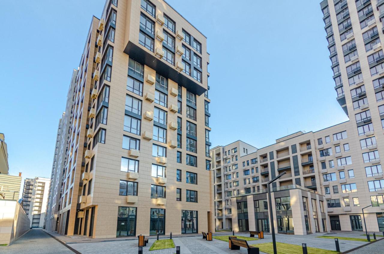 Petrovdom 12-131B Apartments In Rc "Yaroslaviv Grad"Bulvarno Kudriavska 17B Kiev Bagian luar foto